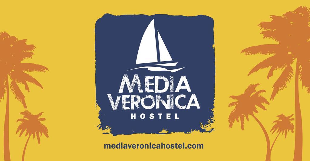 Media Veronica Hostel Suites Pipa Arez Екстериор снимка