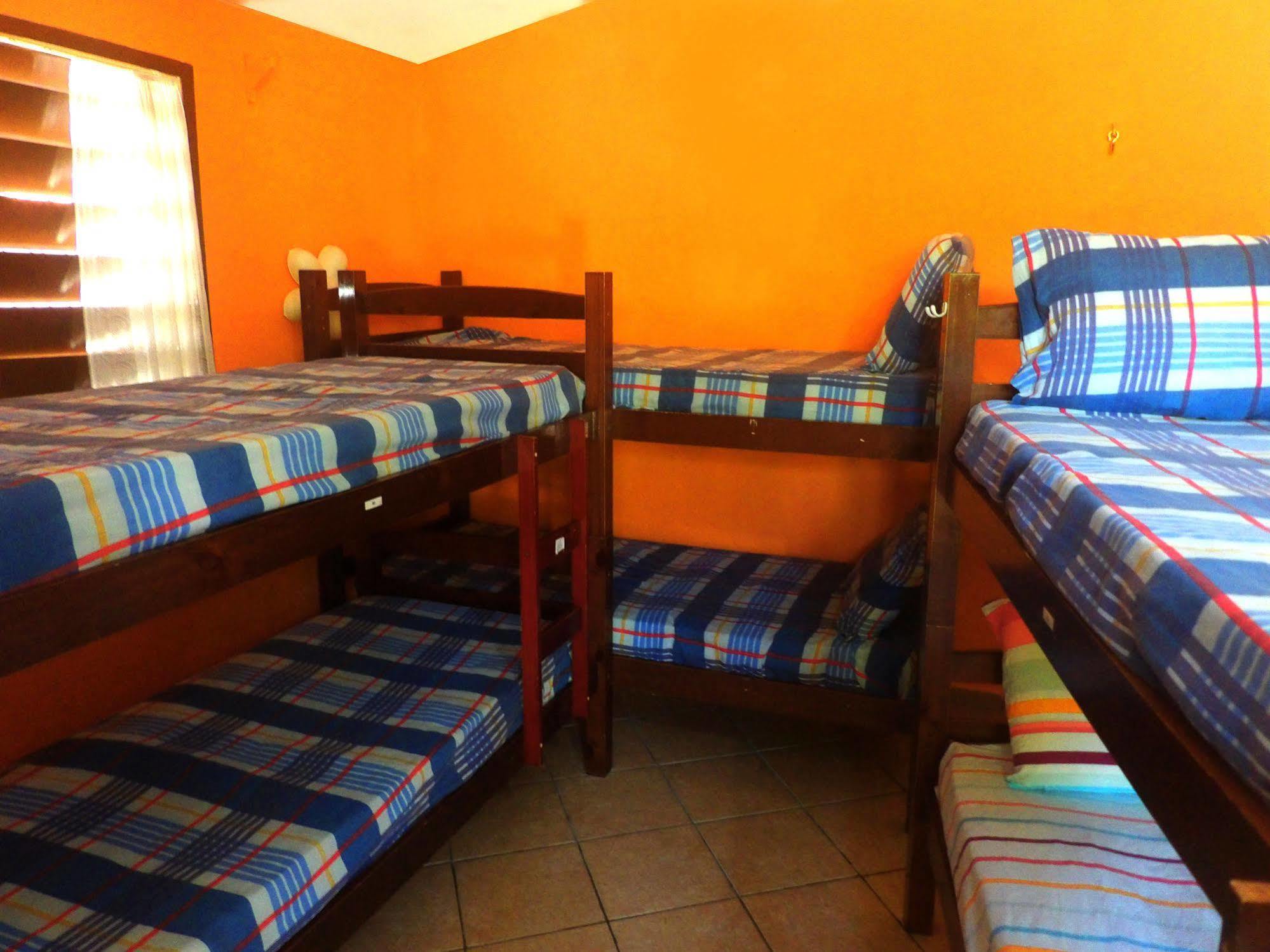 Media Veronica Hostel Suites Pipa Arez Екстериор снимка